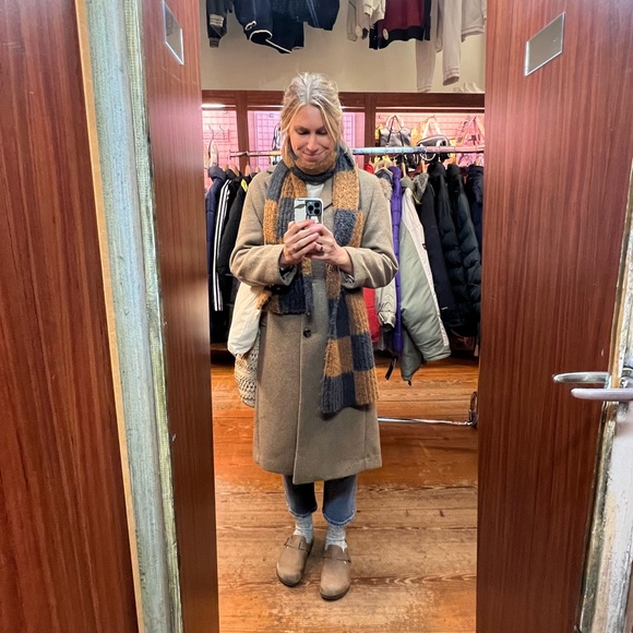 Meet your Posher, Morgan - Picture 3 of 5